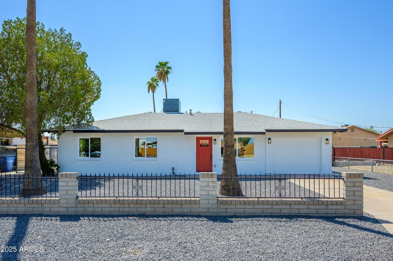 12620 N 22nd Pl., Phoenix, AZ 85022