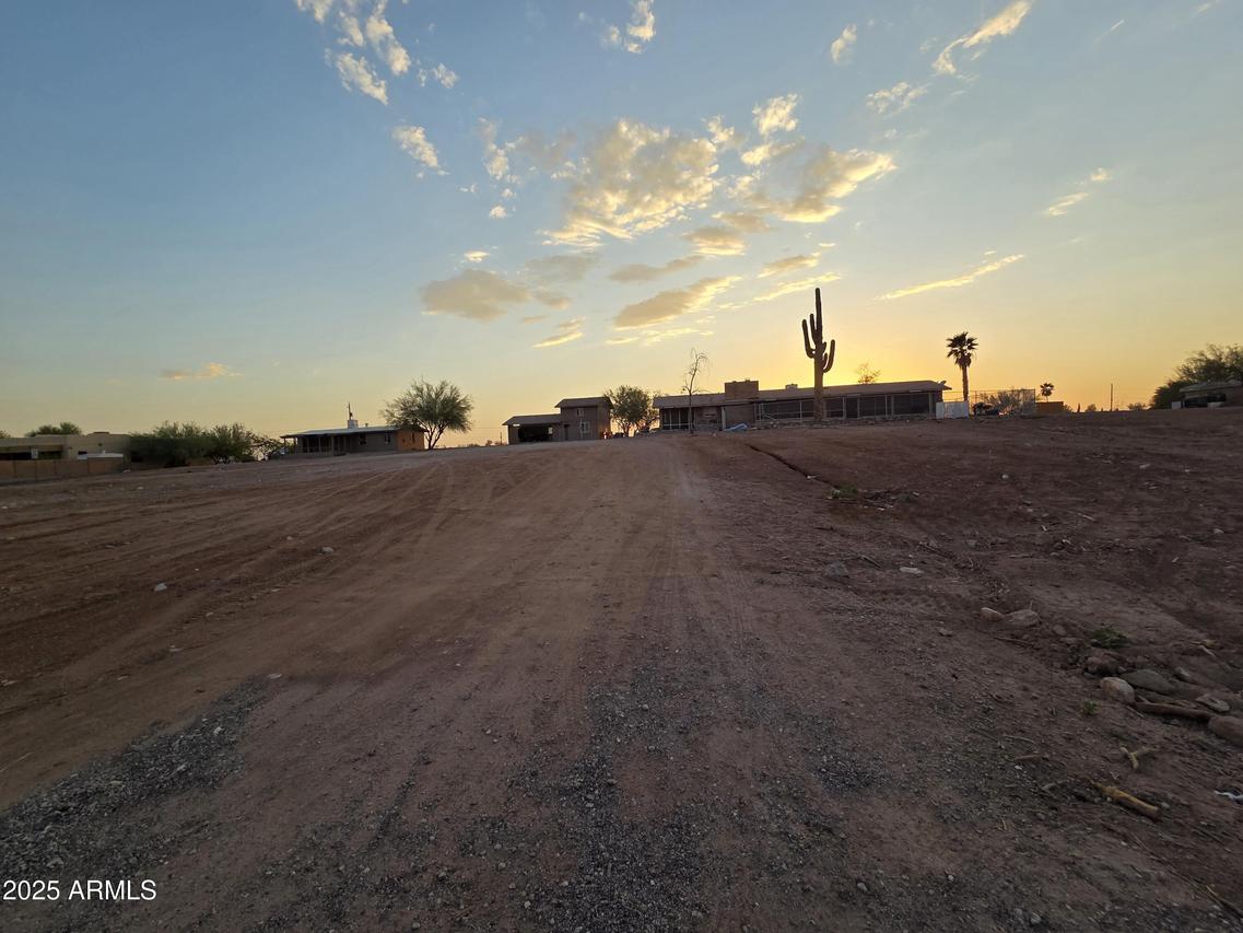 522 S Cortez Rd., Apache Junction, AZ 85119