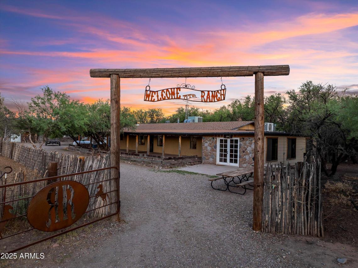 440 W Cimmaron Ln., Benson, AZ 85602