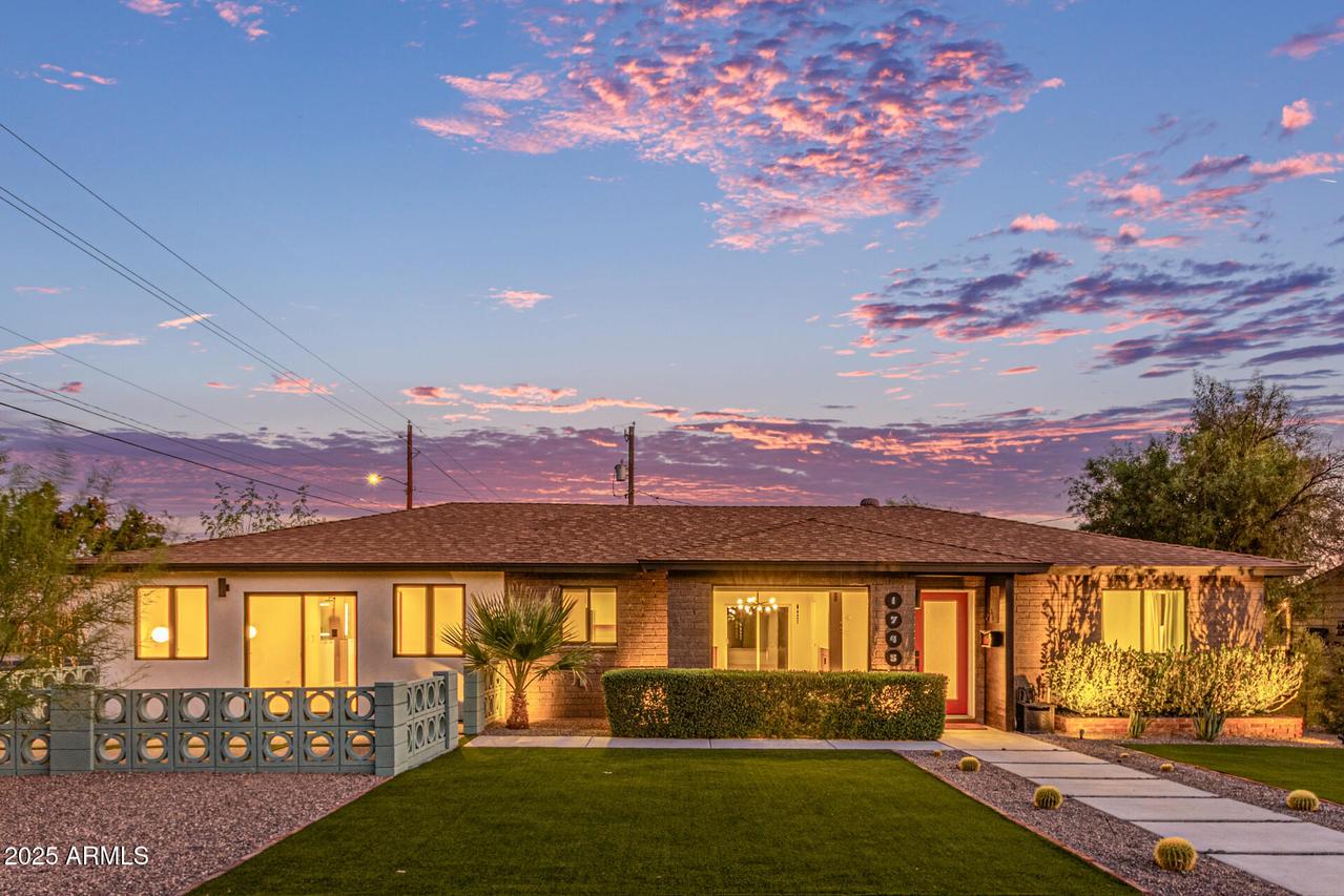 1745 E San Juan Ave., Phoenix, AZ 85016