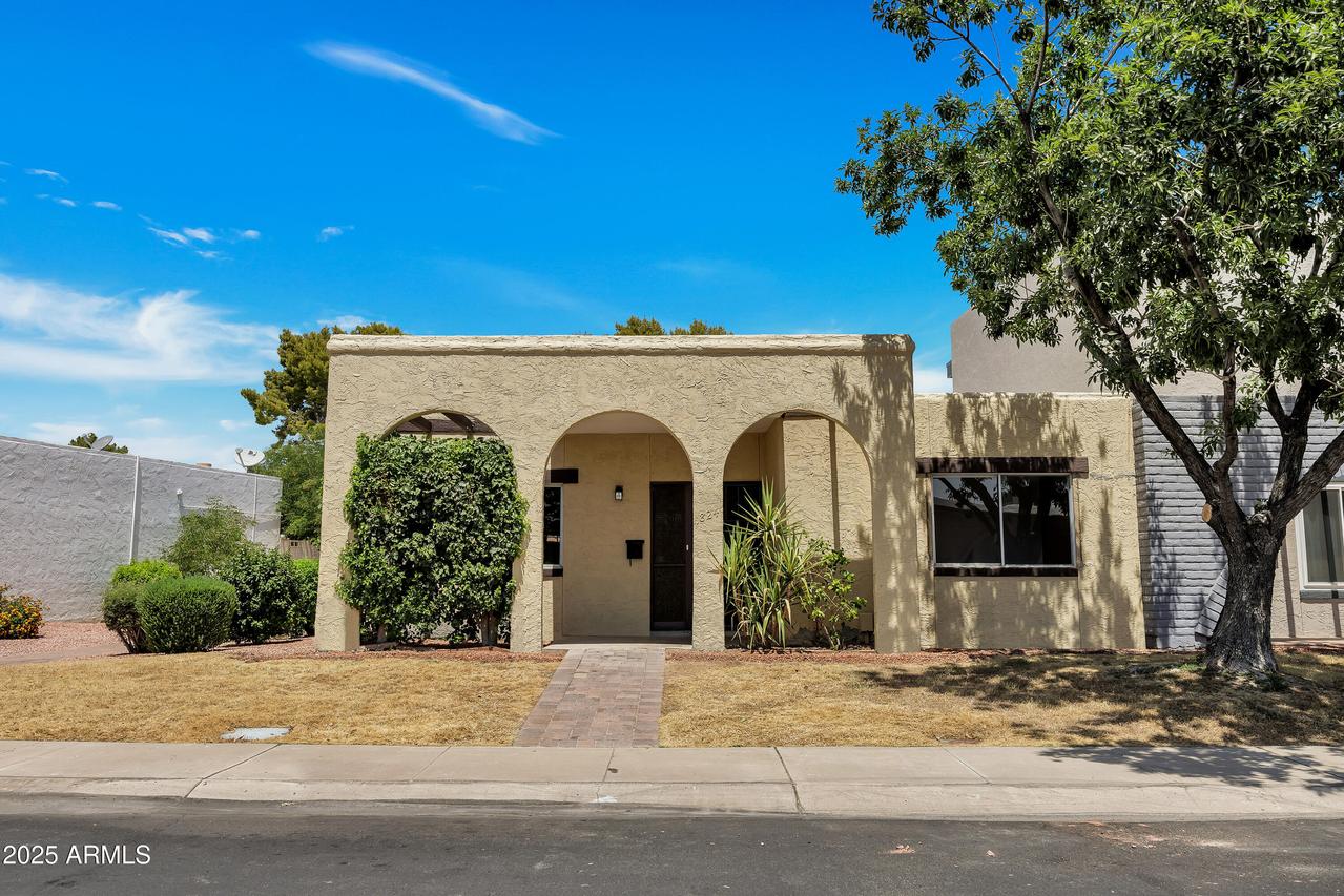1824 W Marlette Ave., Phoenix, AZ 85015