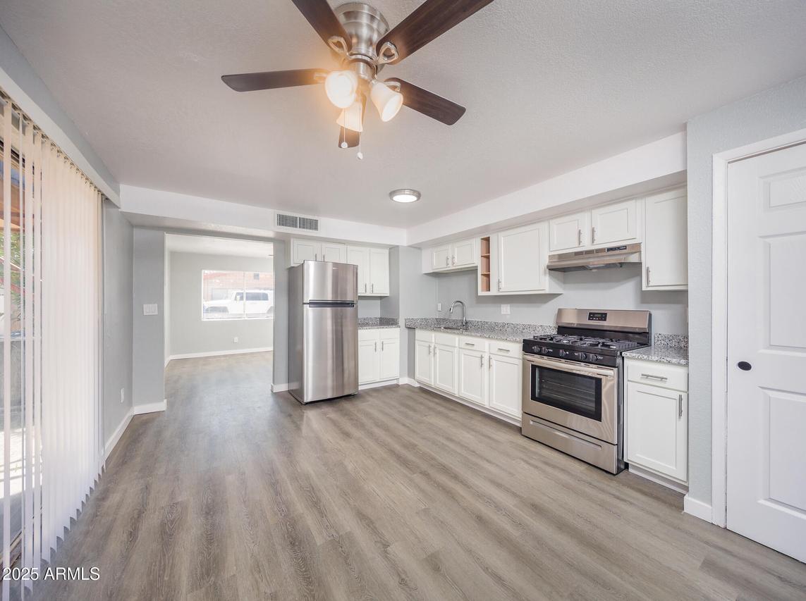238 W Navajo Rd., Tucson, AZ 85705