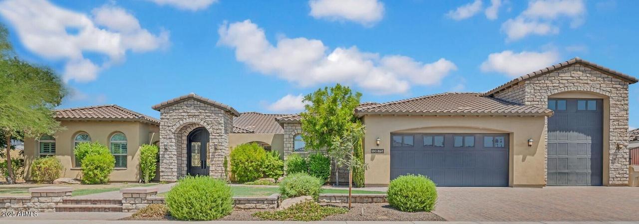 13875 N 74th Ave., Peoria, AZ 85381