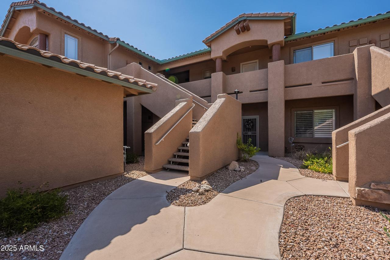 11500 E Cochise Dr. #2070, Scottsdale, AZ 85259