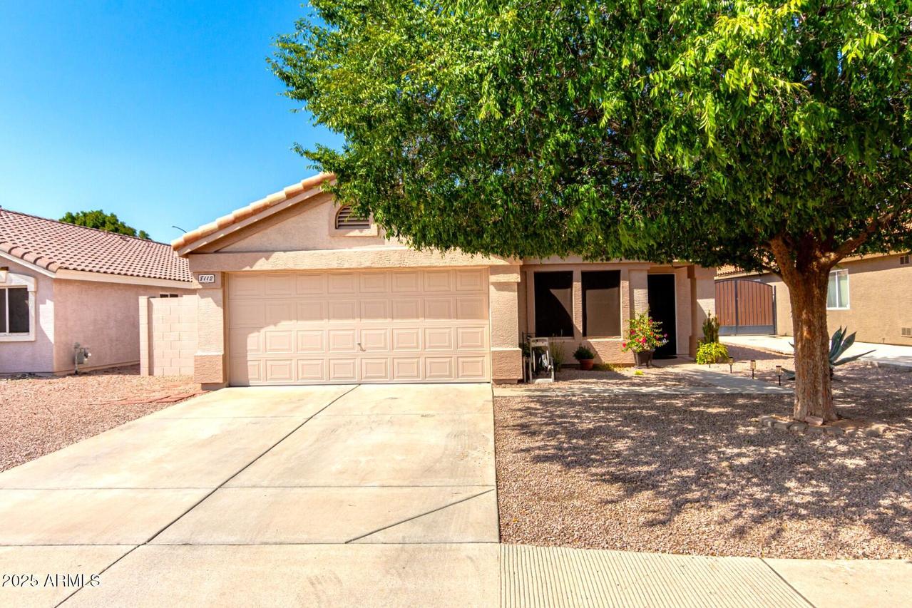8112 E Olla Ave., Mesa, AZ 85212