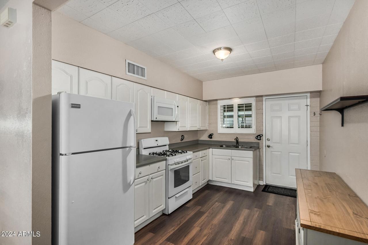 6834 E 4th St. #8, Scottsdale, AZ 85251