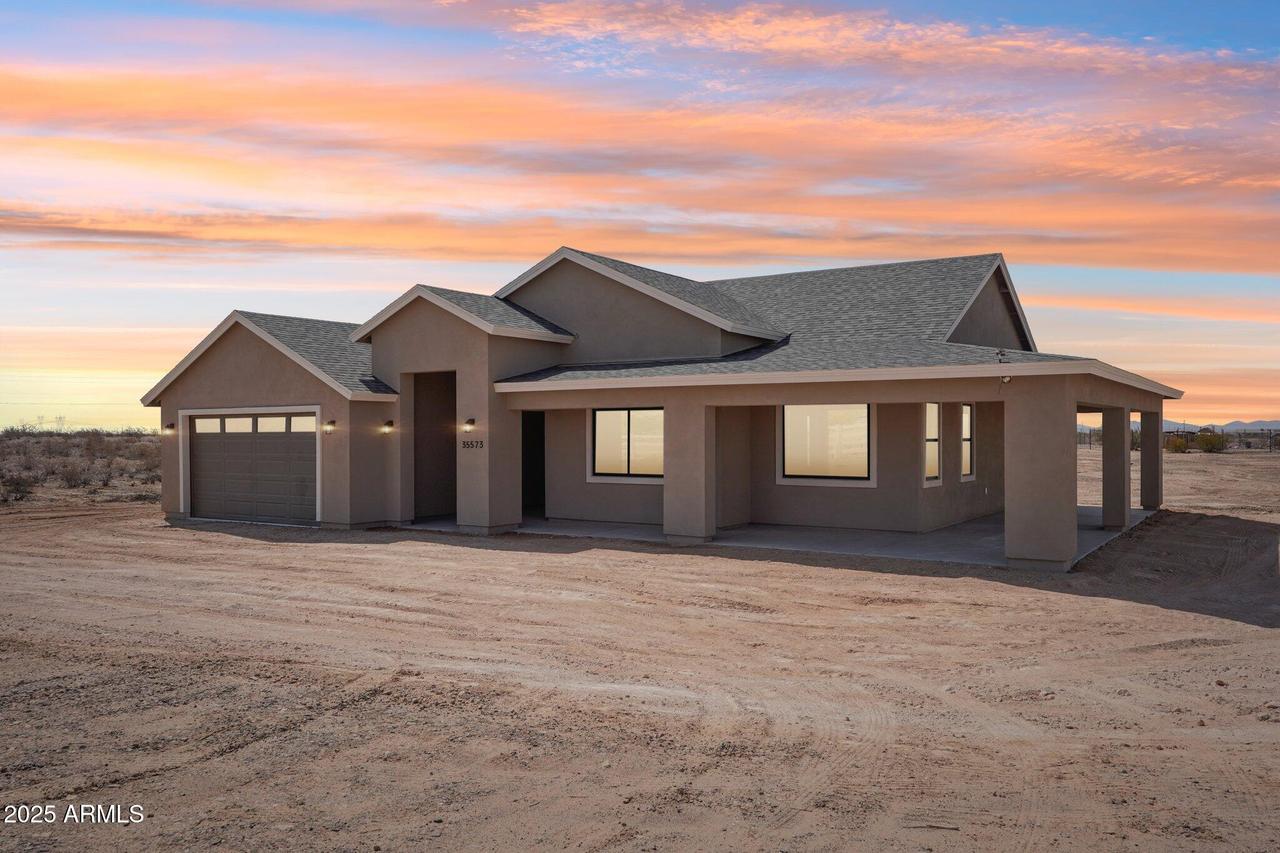 35573 W Jones Ave., Tonopah, AZ 85354