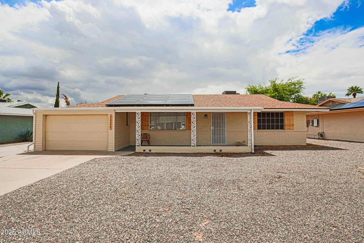 12244 N Saint Andrew Dr., Sun City, AZ 85351