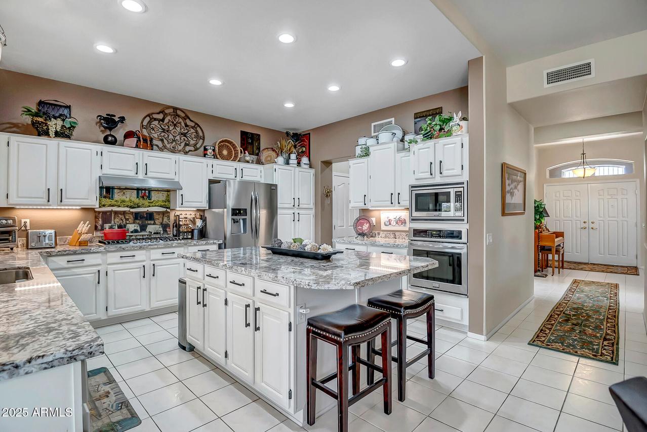 22009 N Via De La Caballa, Sun City West, AZ 85375