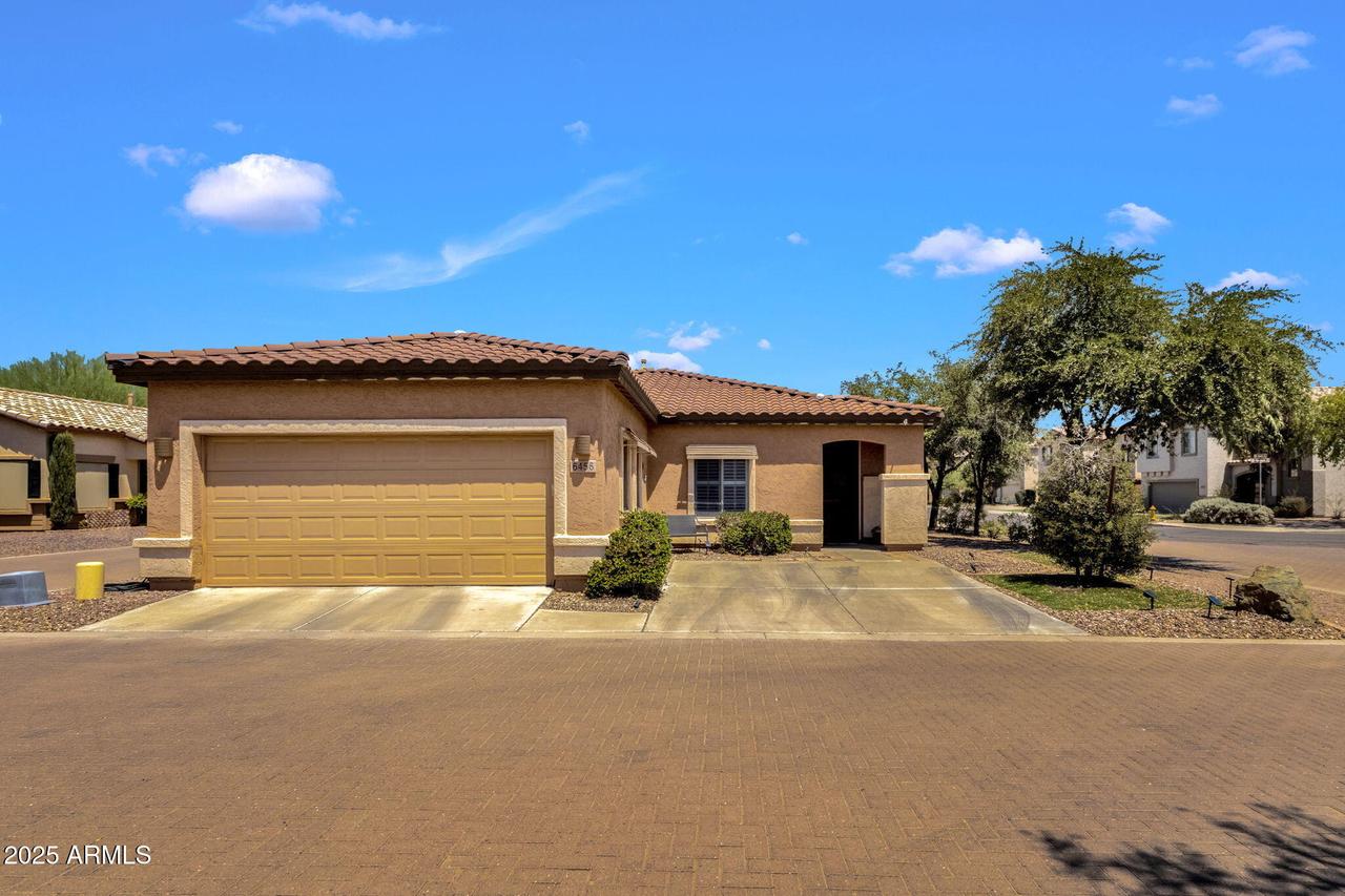 6456 S Nash Way, Chandler, AZ 85249