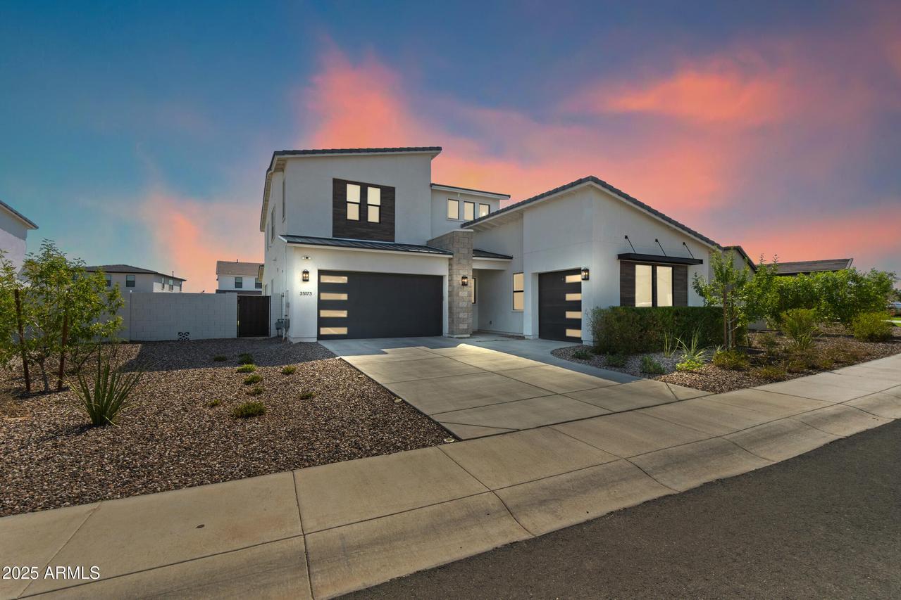 35173 N Covelite Way, San Tan Valley, AZ 85144