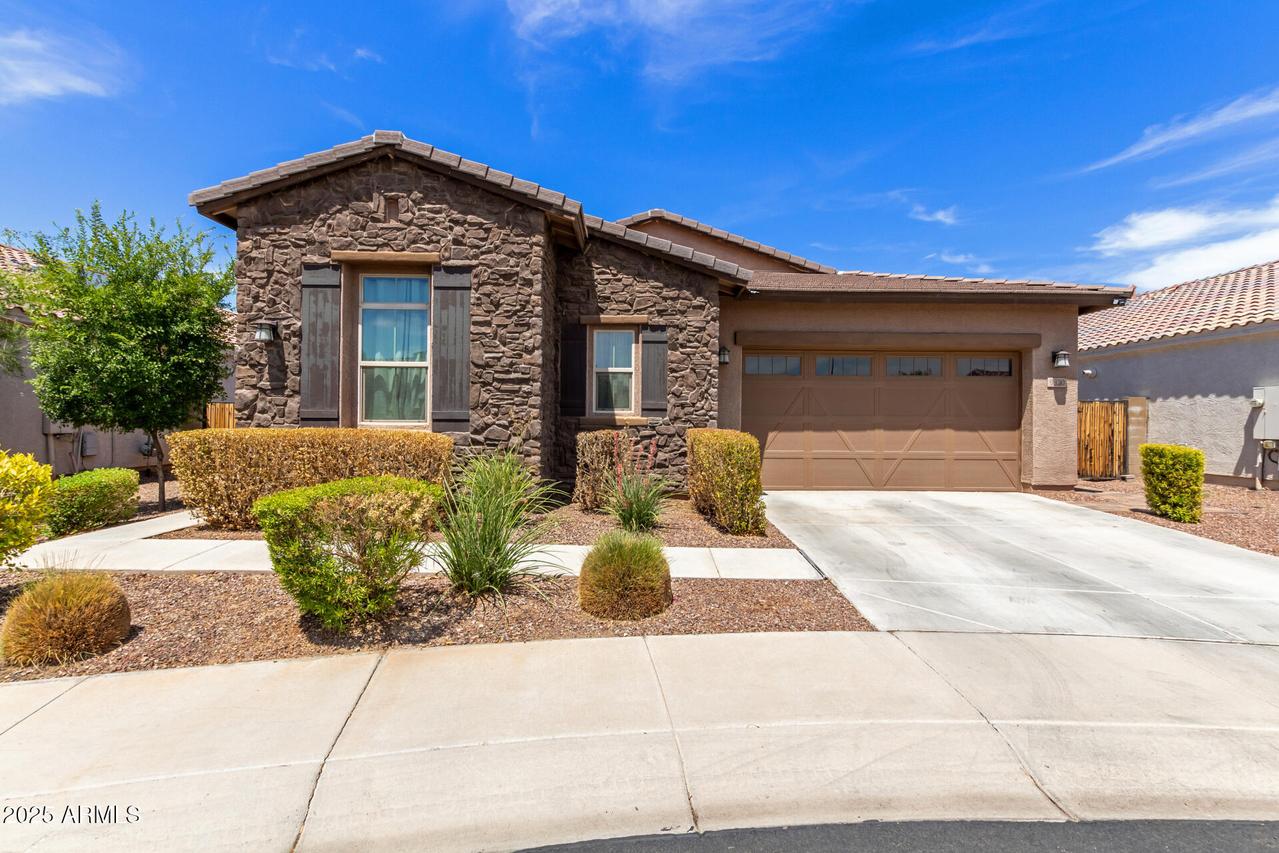 9320 W Meadowbrook Ave., Phoenix, AZ 85037