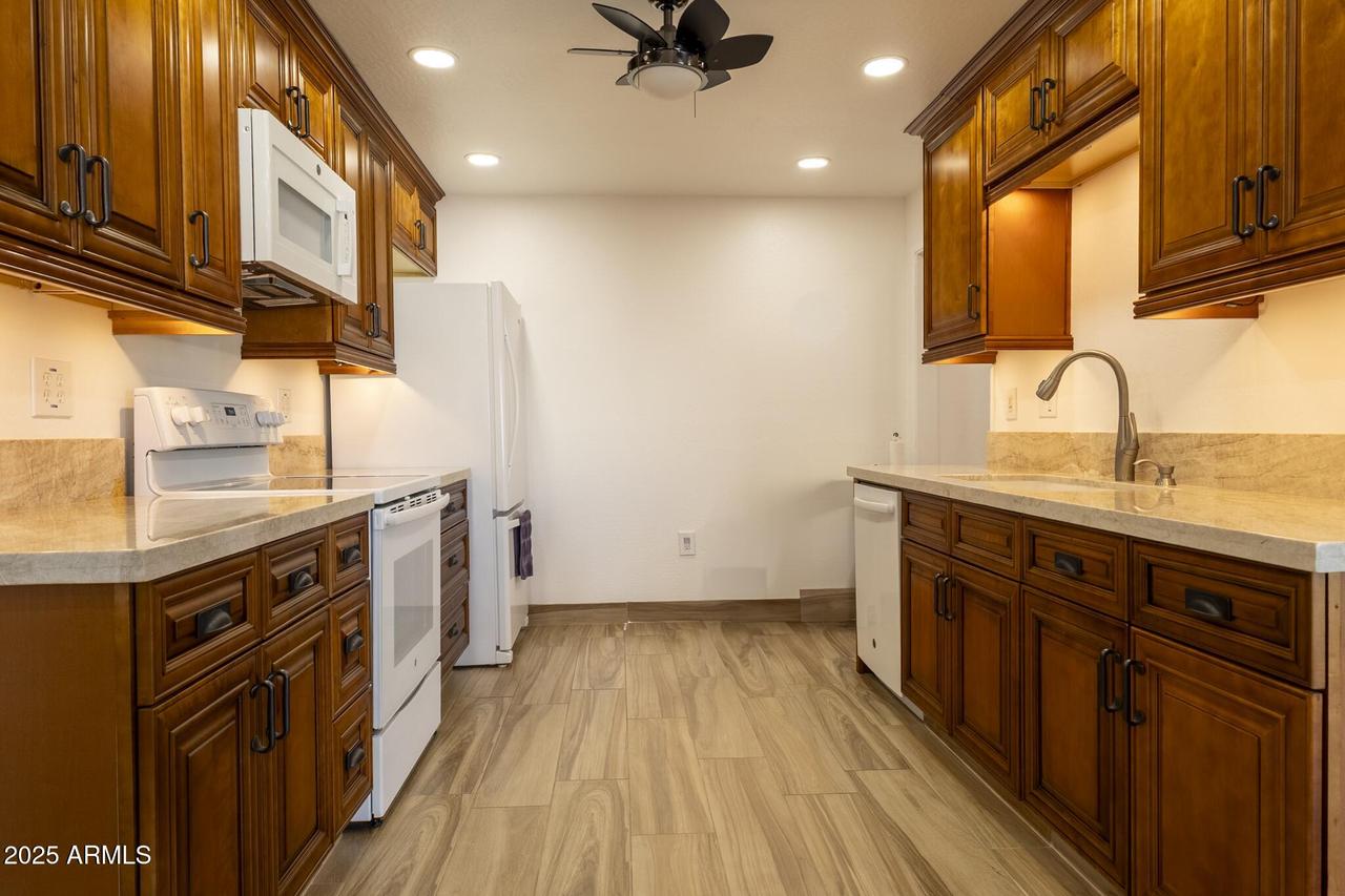 13685 N 108th Dr., Sun City, AZ 85351
