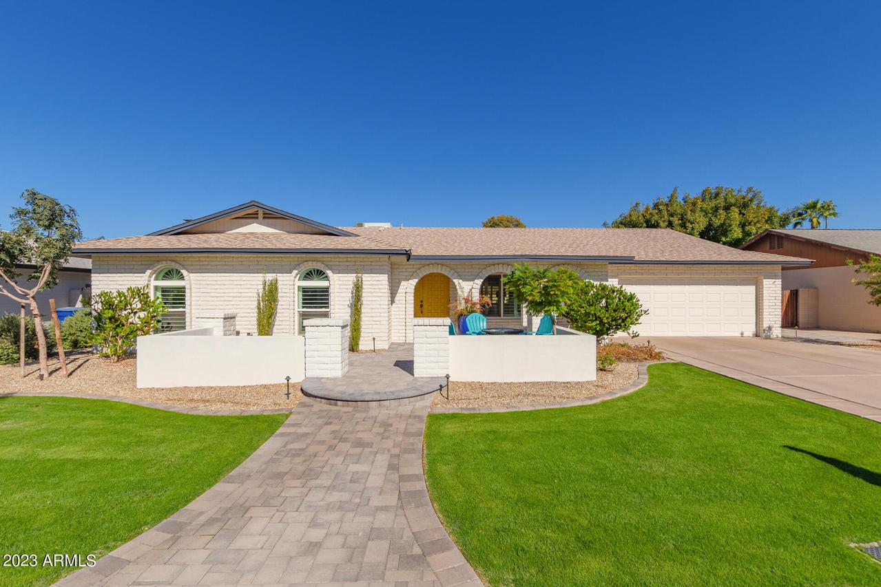 2032 E Pegasus Dr., Tempe, AZ 85283