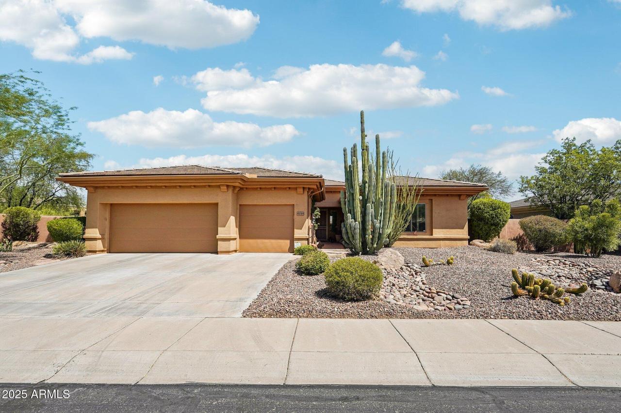 42019 N Golf Crest Rd., Anthem, AZ 85086