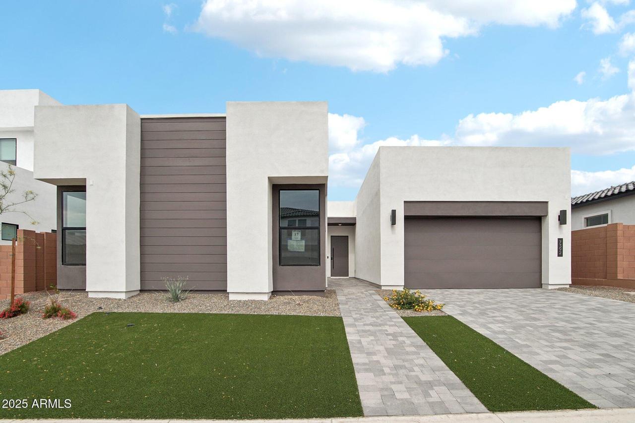 7392 W Gambit Tr., Peoria, AZ 85383