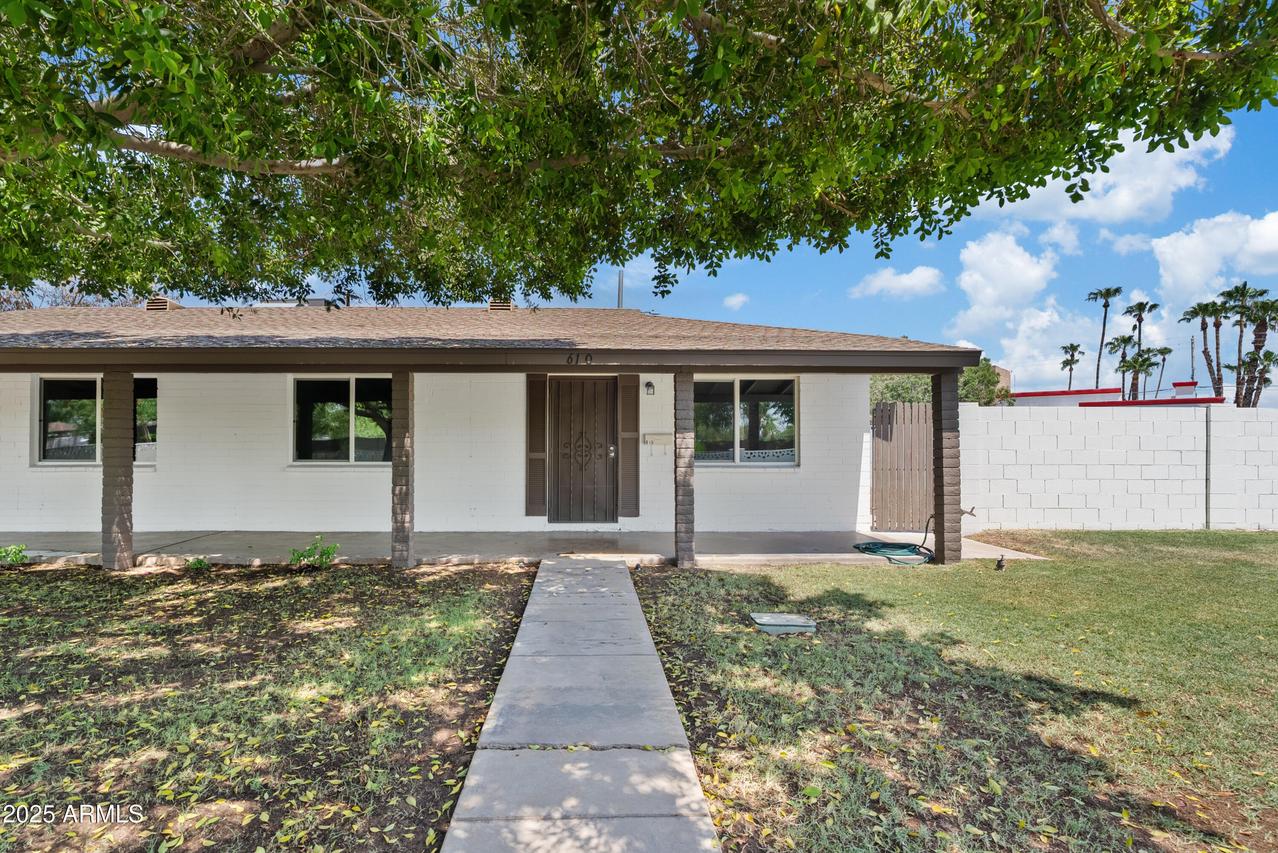 610 E San Juan Ave., Phoenix, AZ 85012