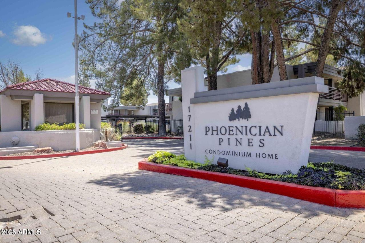 3434 W Danbury Dr. #A103, Phoenix, AZ 85053