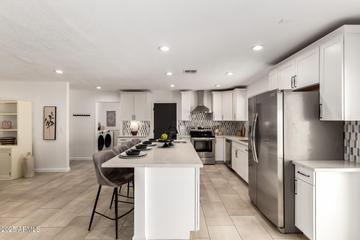 2550 E Sahuaro Dr., Phoenix, AZ 85028