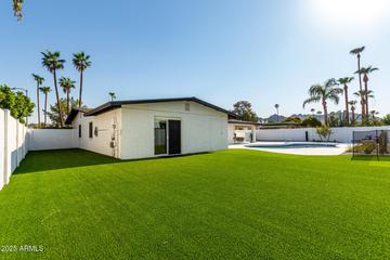 2550 E Sahuaro Dr., Phoenix, AZ 85028