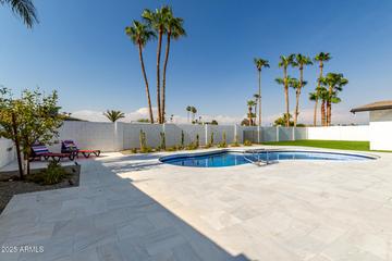 2550 E Sahuaro Dr., Phoenix, AZ 85028