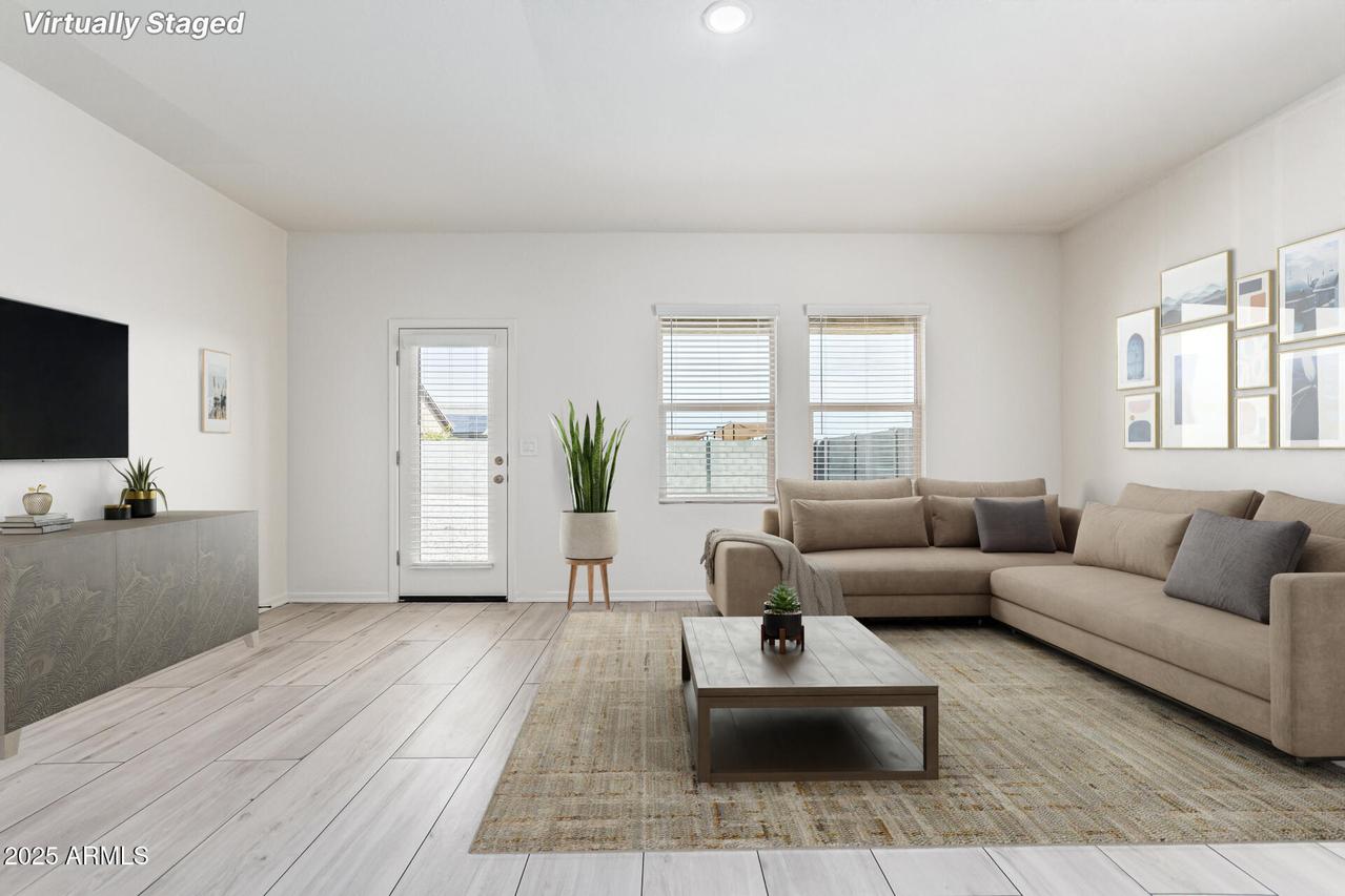 19236 W Pierson St., Litchfield Park, AZ 85340