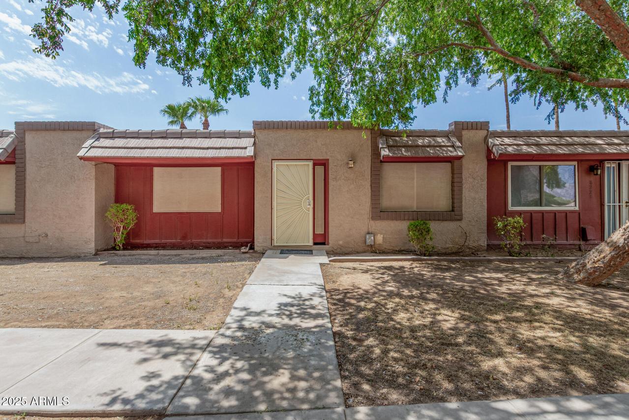 8225 E Thomas Rd., Scottsdale, AZ 85251