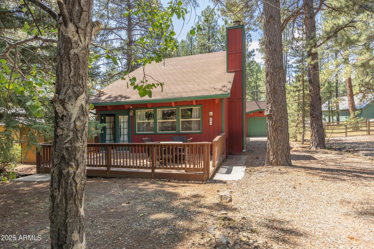 105 N Lodge Dr. #1, Munds Park, AZ 86017