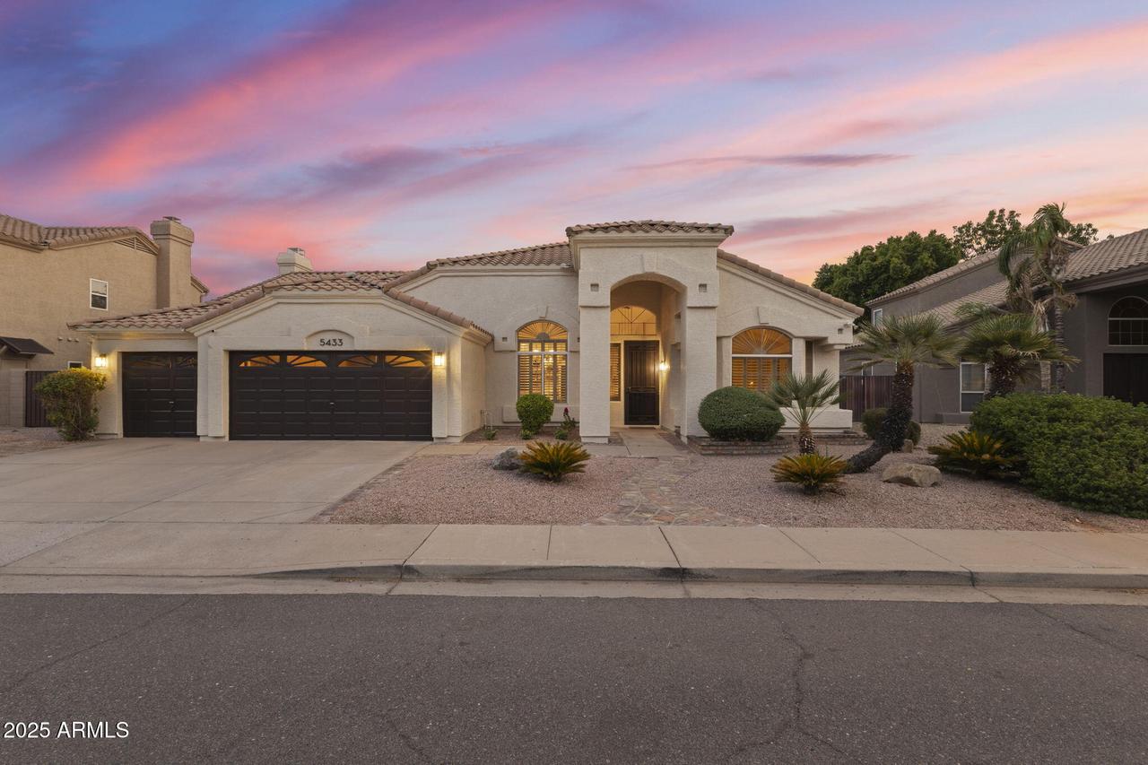 5433 E Hartford Ave., Scottsdale, AZ 85254