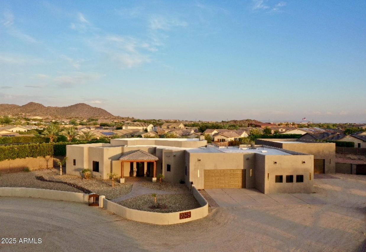 9845 W Tether Tr., Peoria, AZ 85383
