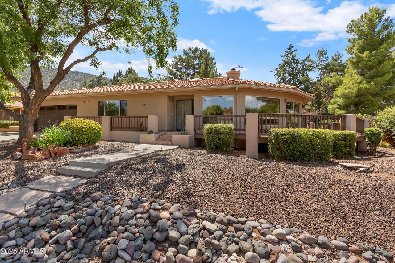 385 Montazona Tr., Sedona, AZ 86351