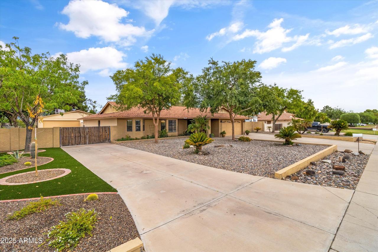 5101 W Monte Cristo Ave., Glendale, AZ 85306