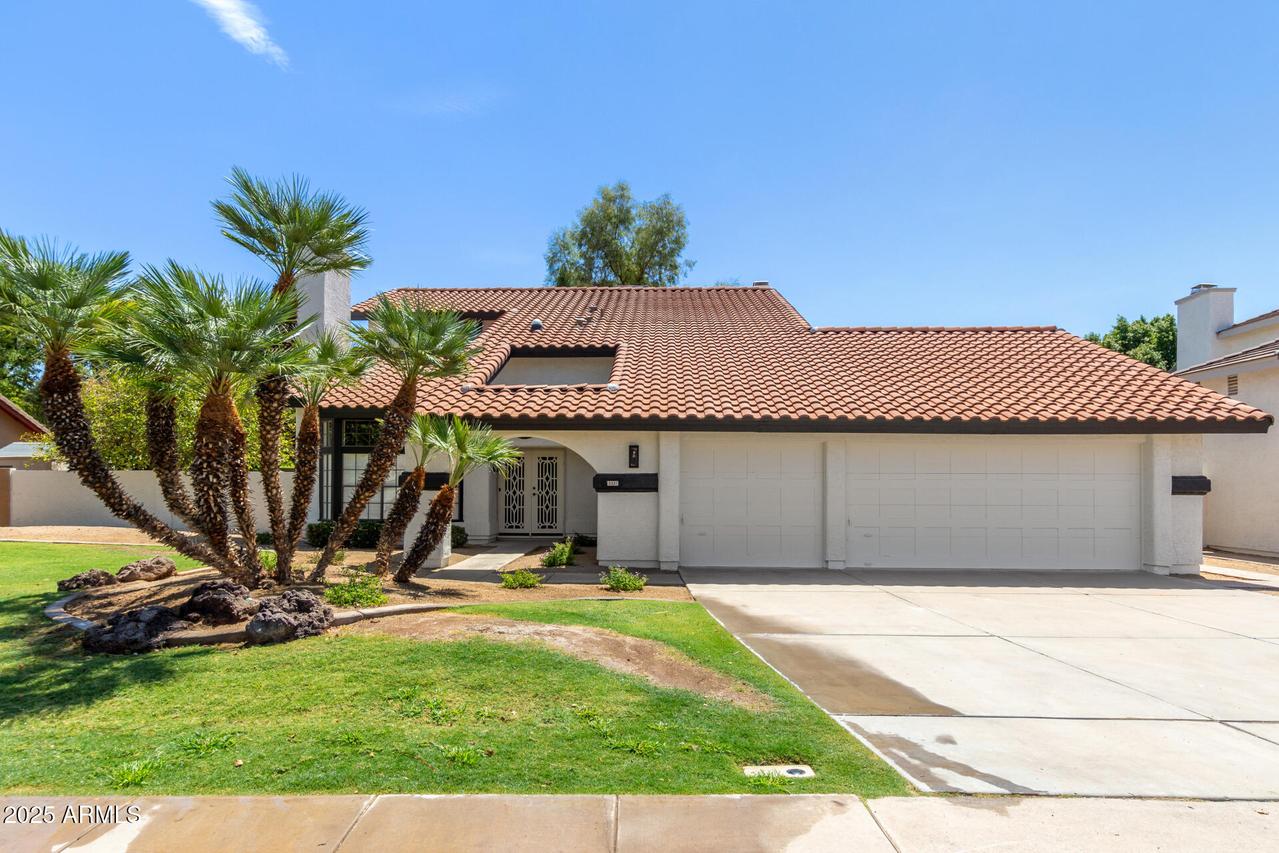 3337 E Glade Cir., Mesa, AZ 85204