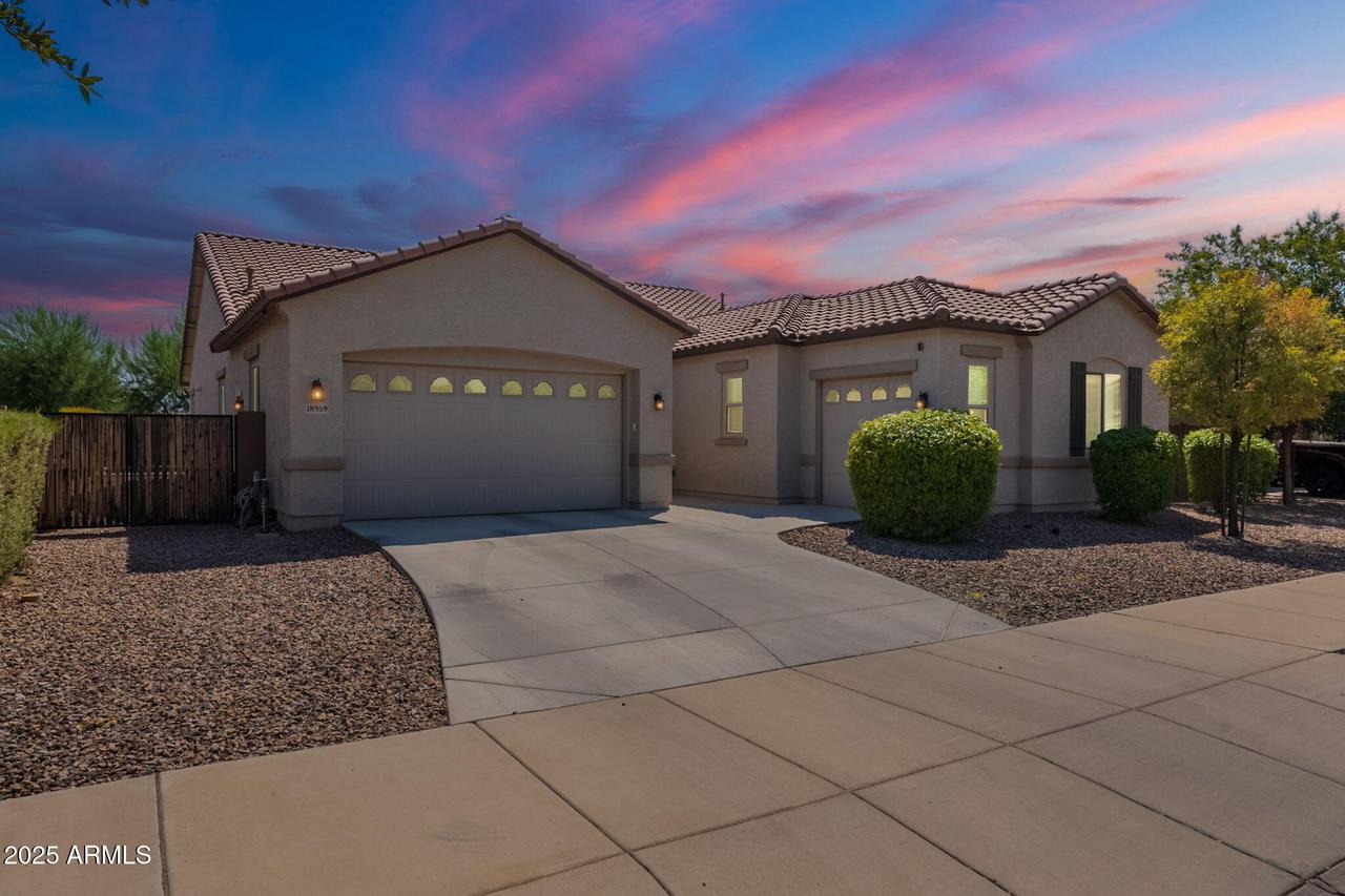 18959 E Carriage Way, Queen Creek, AZ 85142
