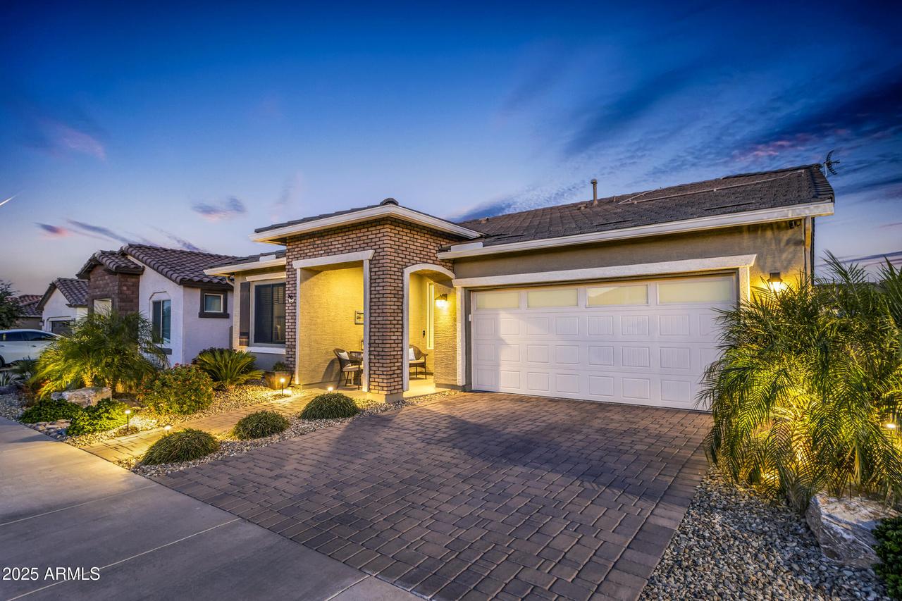 24777 N 172nd Ave., Surprise, AZ 85387