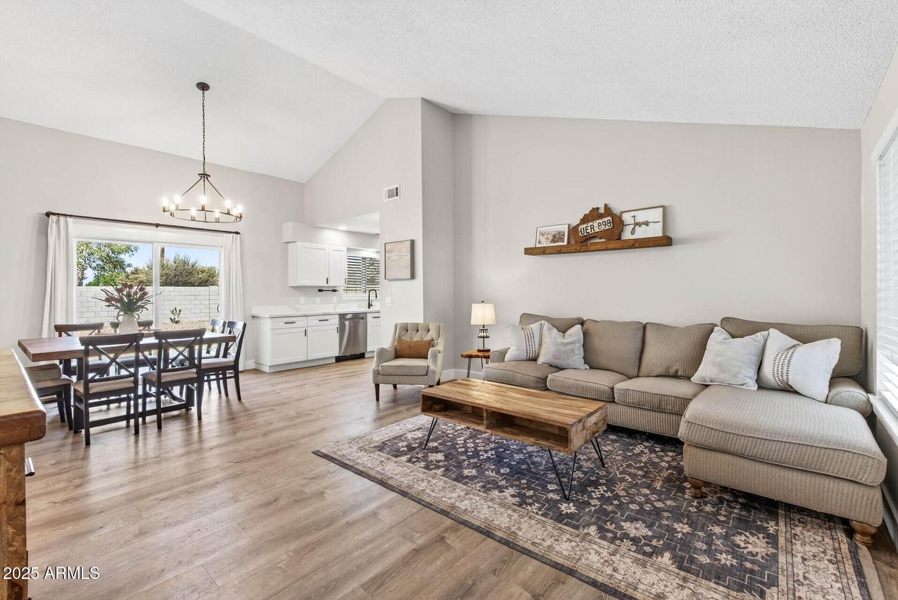 4702 N 106th Dr., Phoenix, AZ 85037