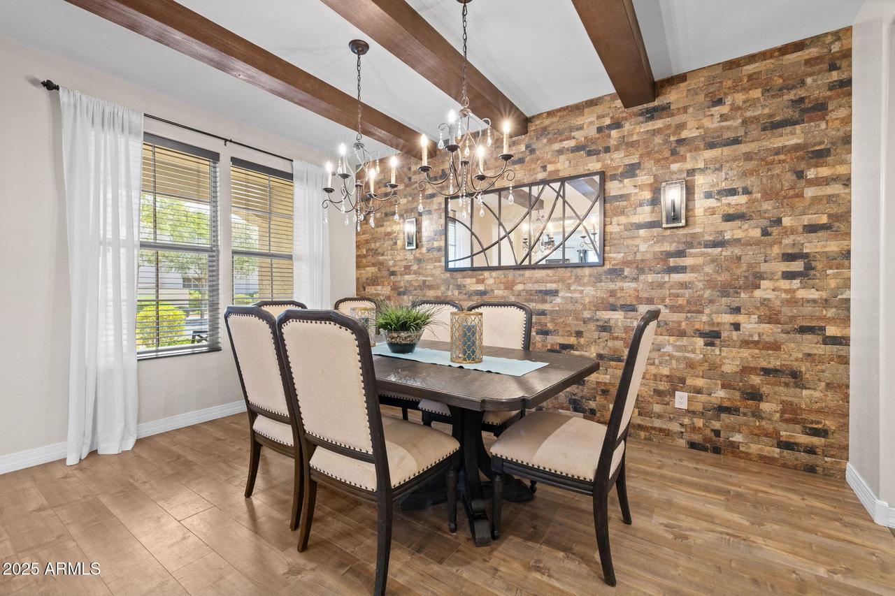 10648 E Kinetic Dr., Mesa, AZ 85212