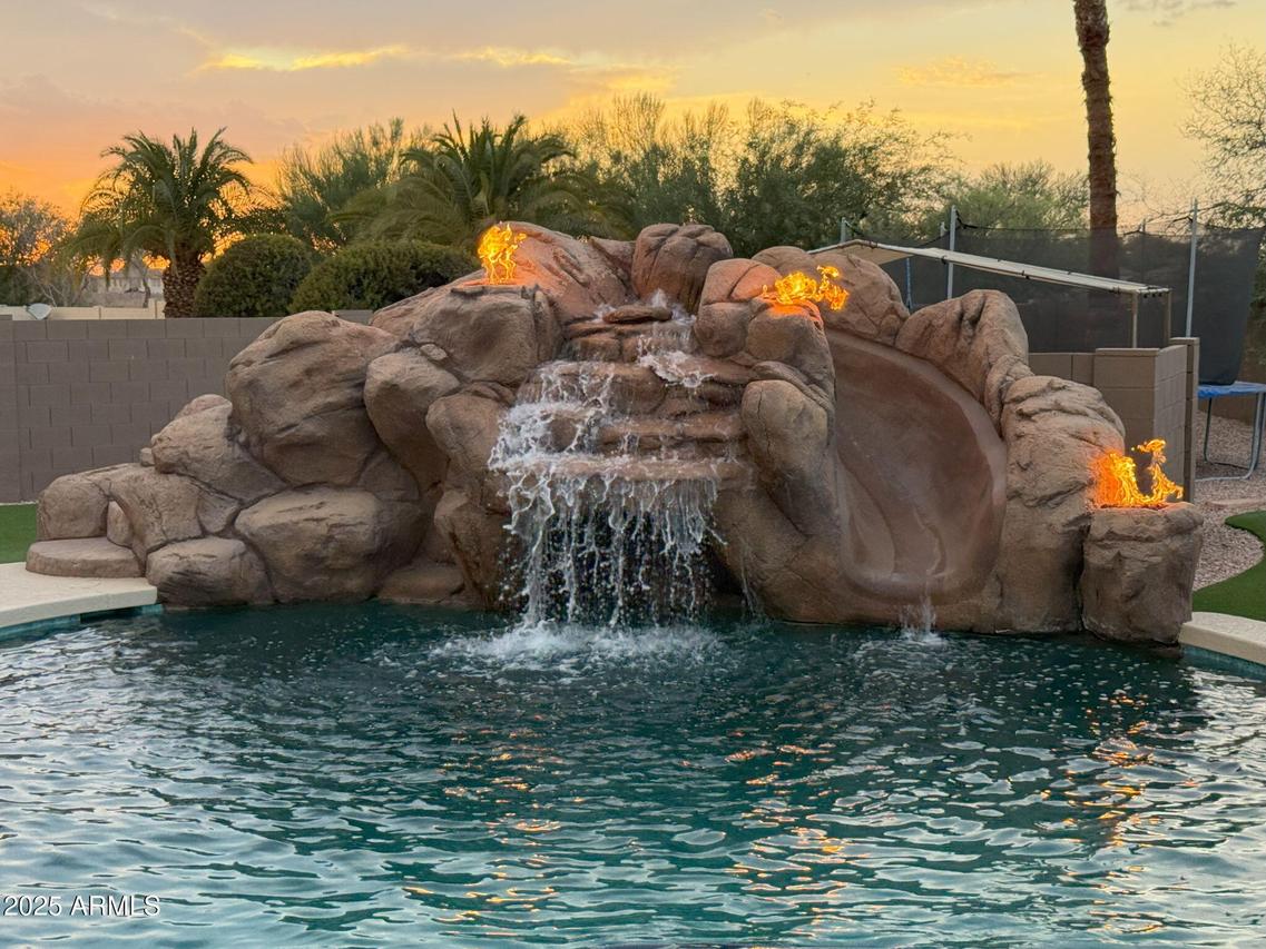 2718 E Horseshoe Pl., Chandler, AZ 85249