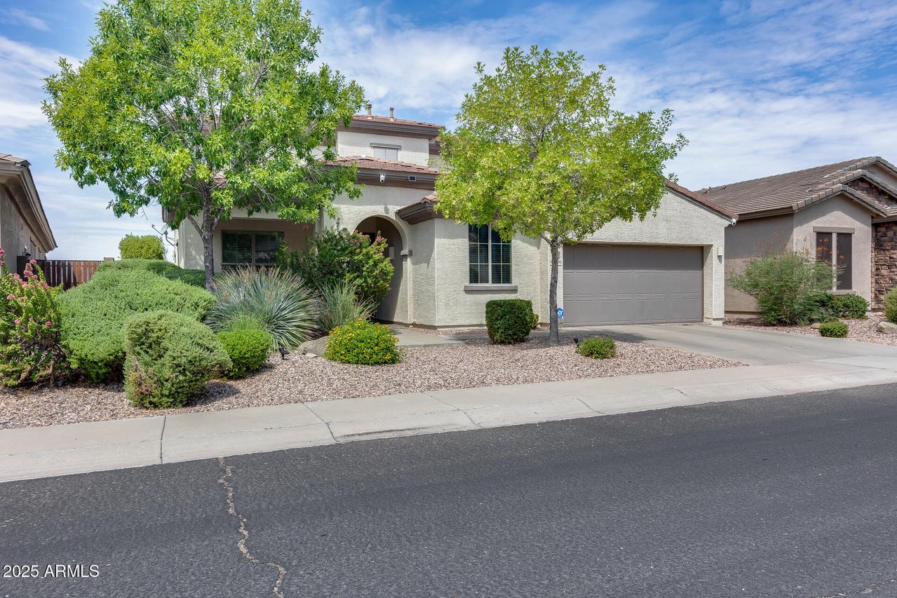 43506 N 44th Ln., New River, AZ 85087