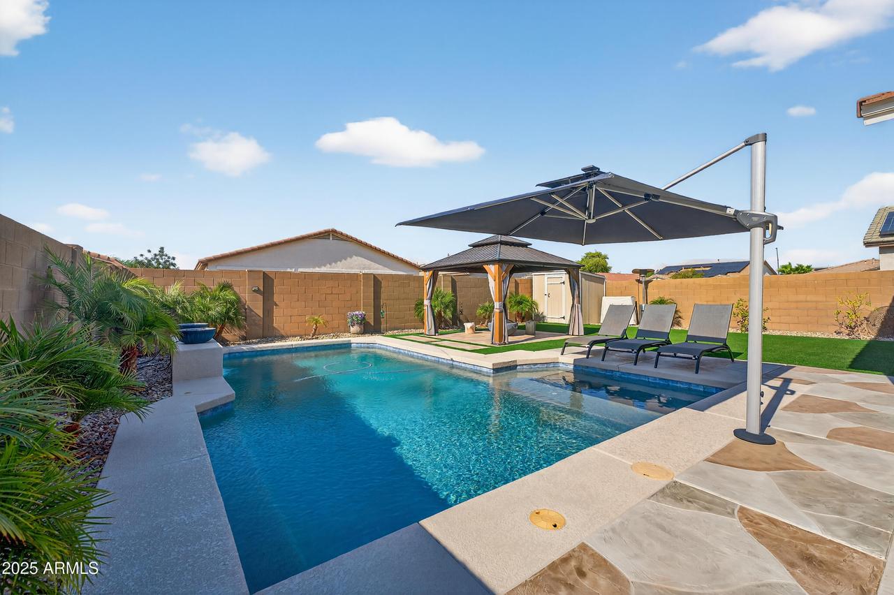18548 W Hatcher Rd., Waddell, AZ 85355