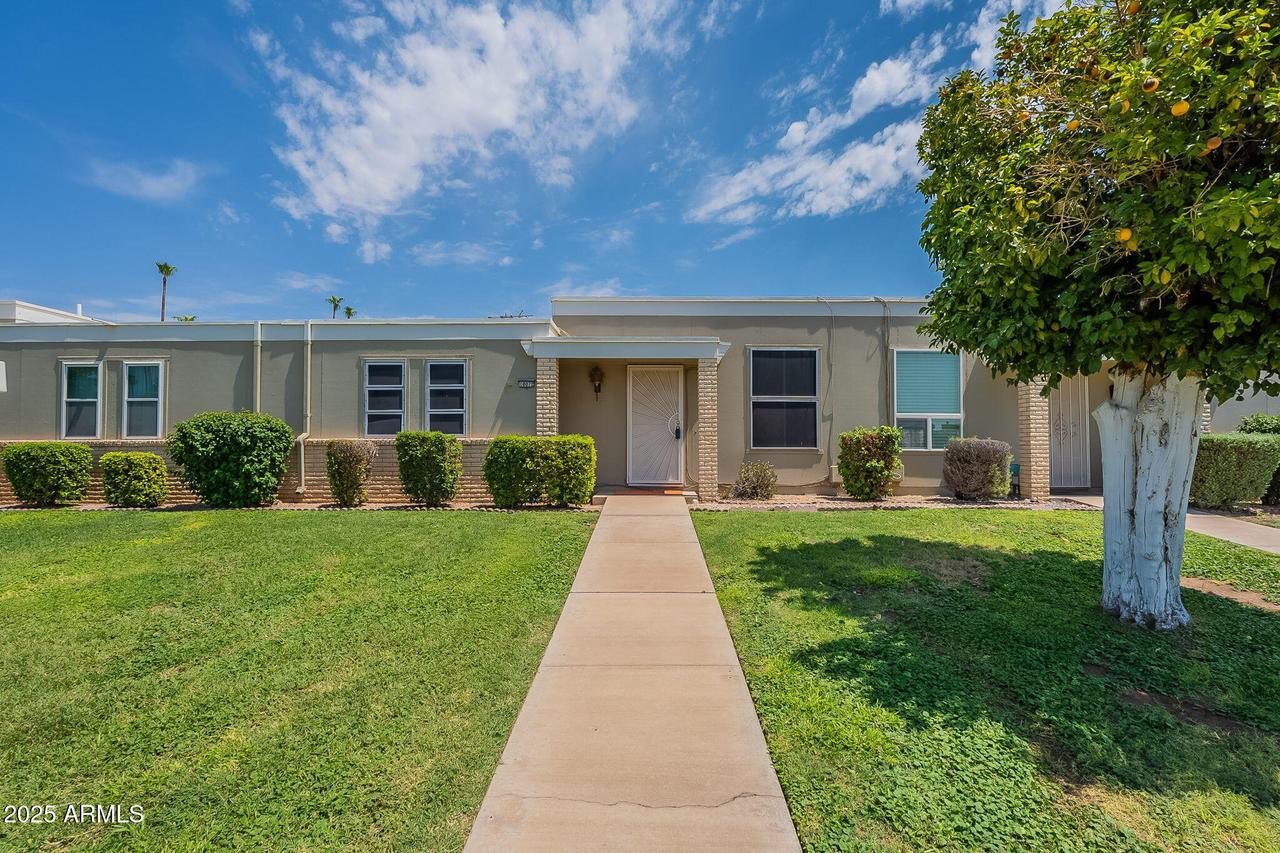 10072 W Lancaster Dr., Sun City, AZ 85351