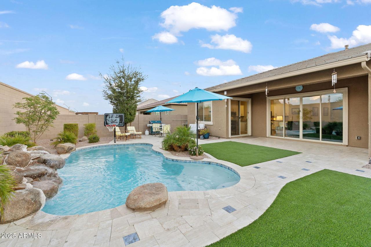 28713 N 66th Ave., Phoenix, AZ 85083
