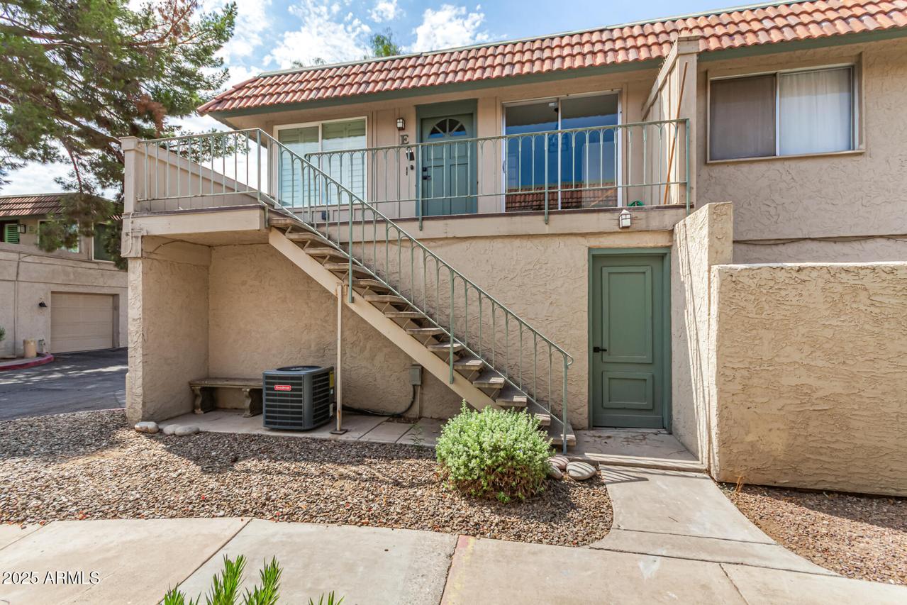 5626 S Doubloon Ct. #E, Tempe, AZ 85283