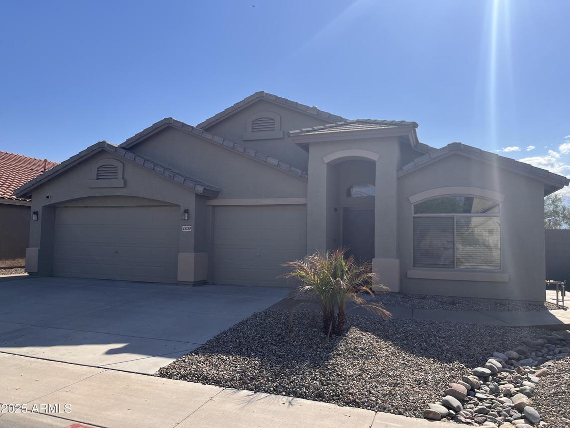 22139 N Van Loo Dr., Maricopa, AZ 85138