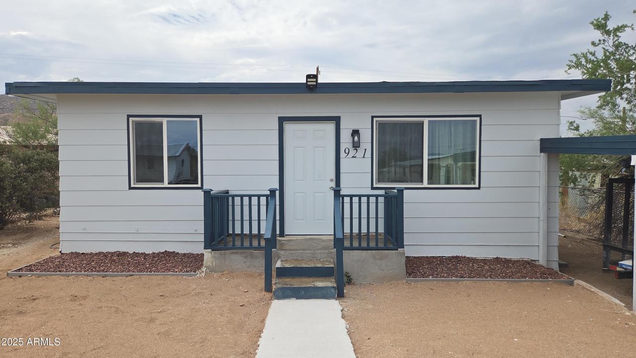921 N Thompson Ave., Ajo, AZ 85321