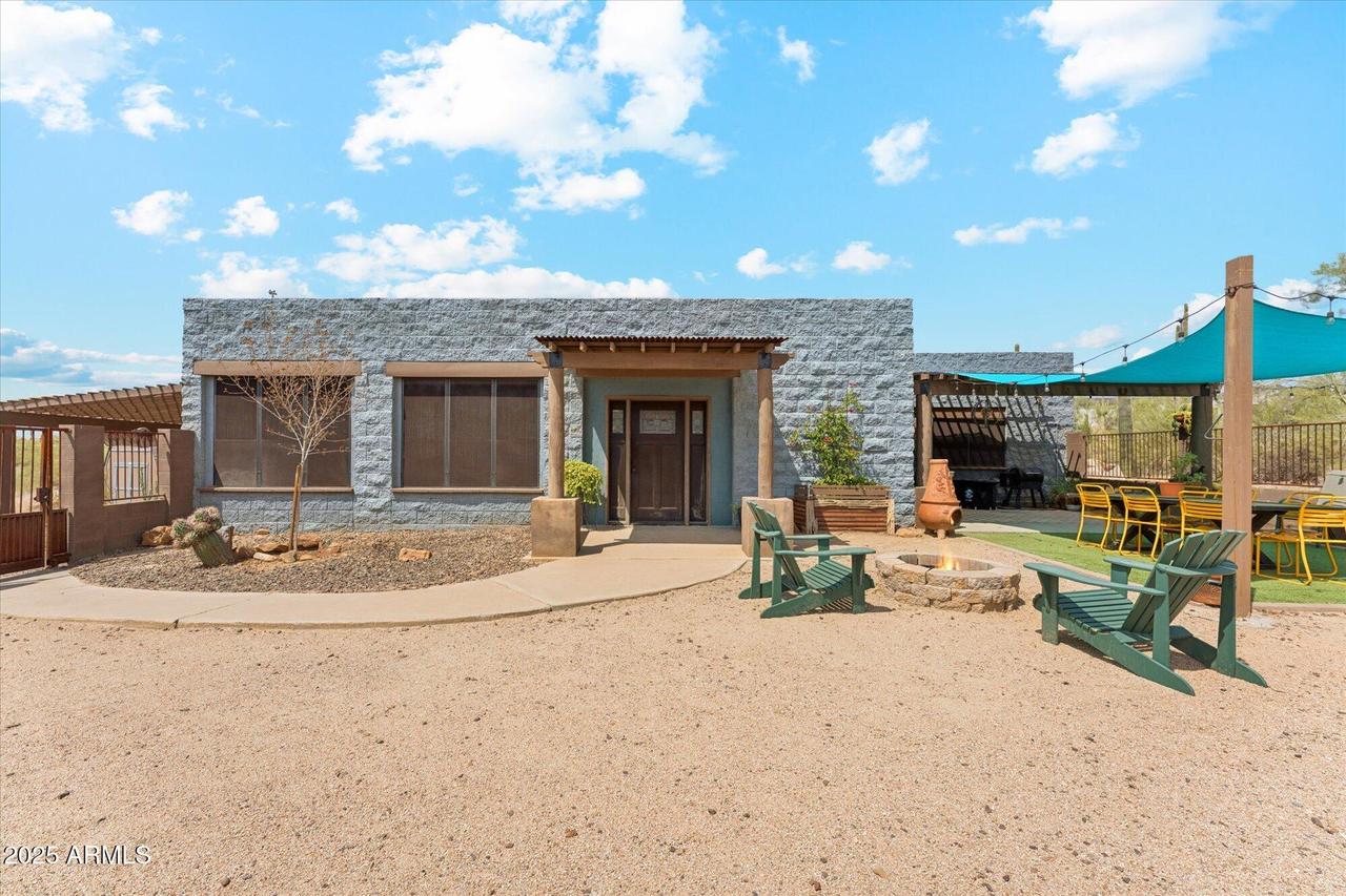 2550 E Desert Hills Dr., Cave Creek, AZ 85331