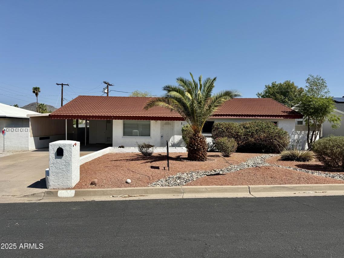 1214 E Las Palmaritas Dr., Phoenix, AZ 85020