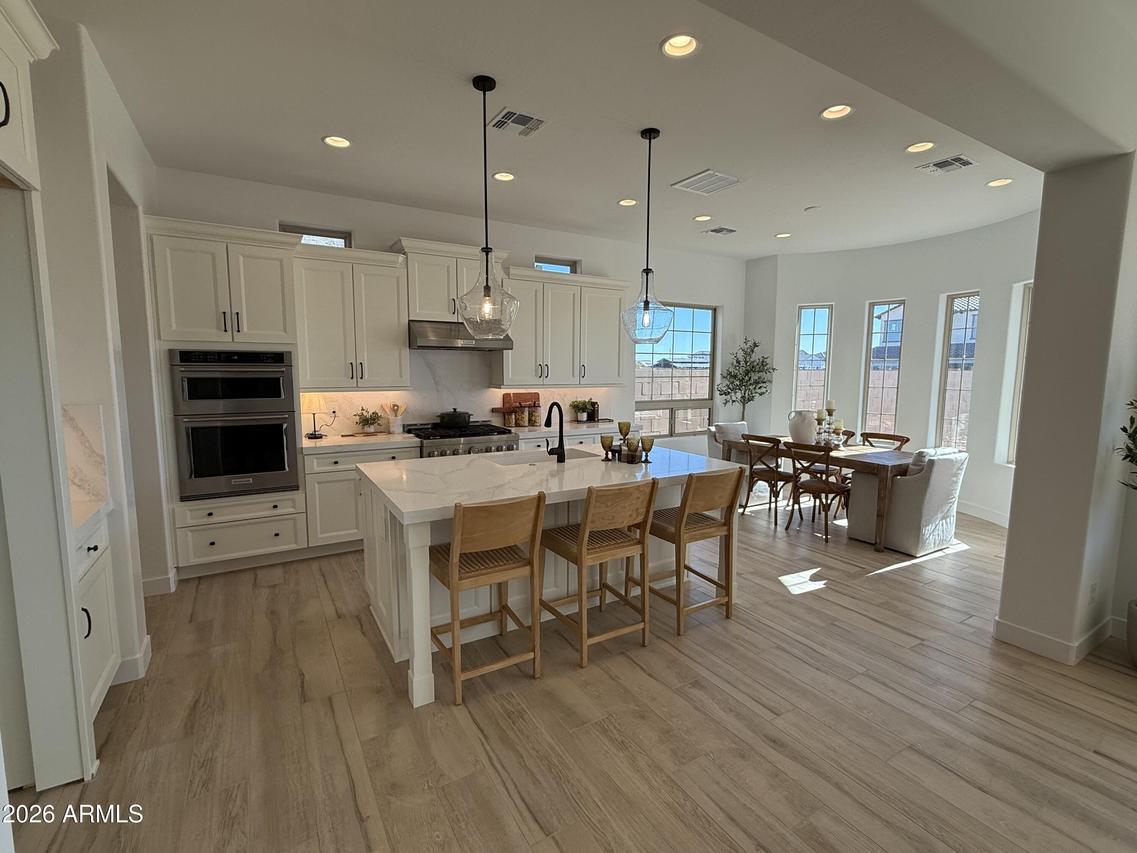 1081 E Peach Tree Dr., Chandler, AZ 85249