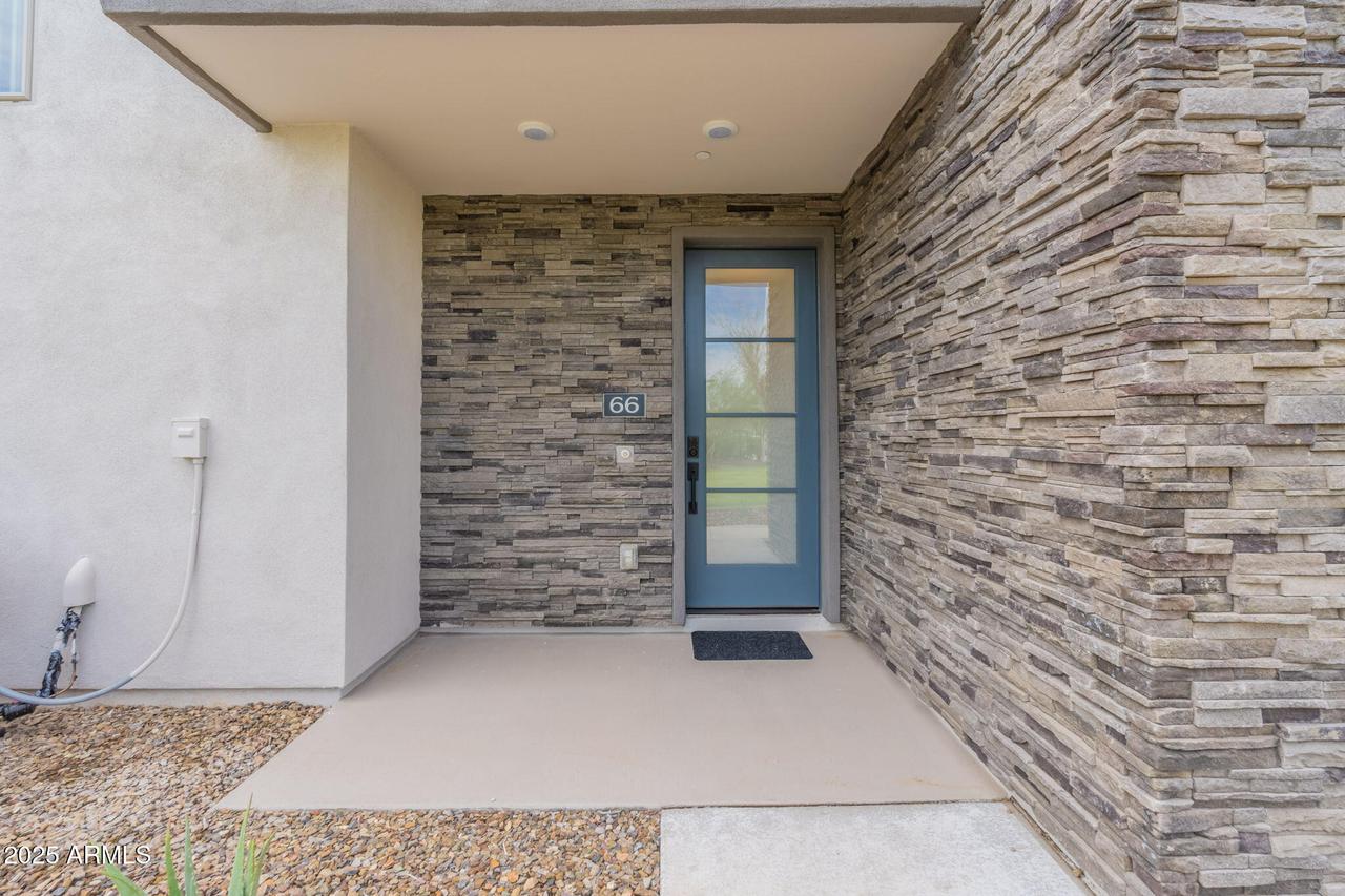 2121 W Sonoran Desert Dr. #66, Phoenix, AZ 85085