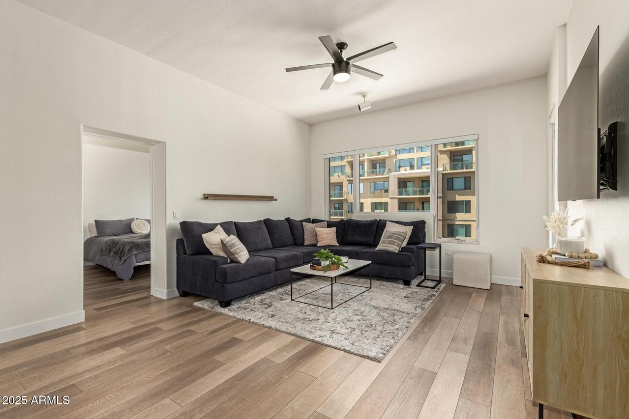 16 W Encanto Blvd. #415, Phoenix, AZ 85003